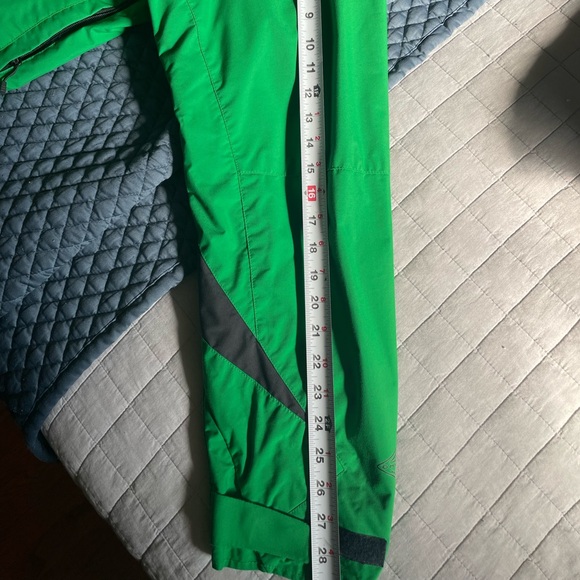 Columbia Omni tech green jacket with Hood - Picture 7 of 9
